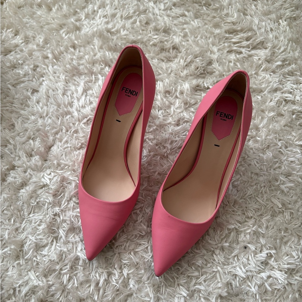 Authentic Fendi Pink Heels with Box - Picture 2 of 10
